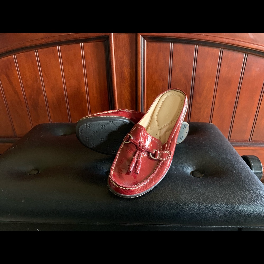 Red patent